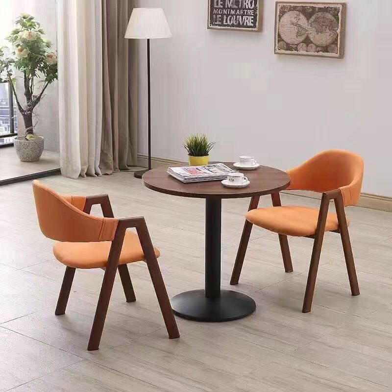 60개 원형 테이블과 의자 2개 호두 오렌지색 천