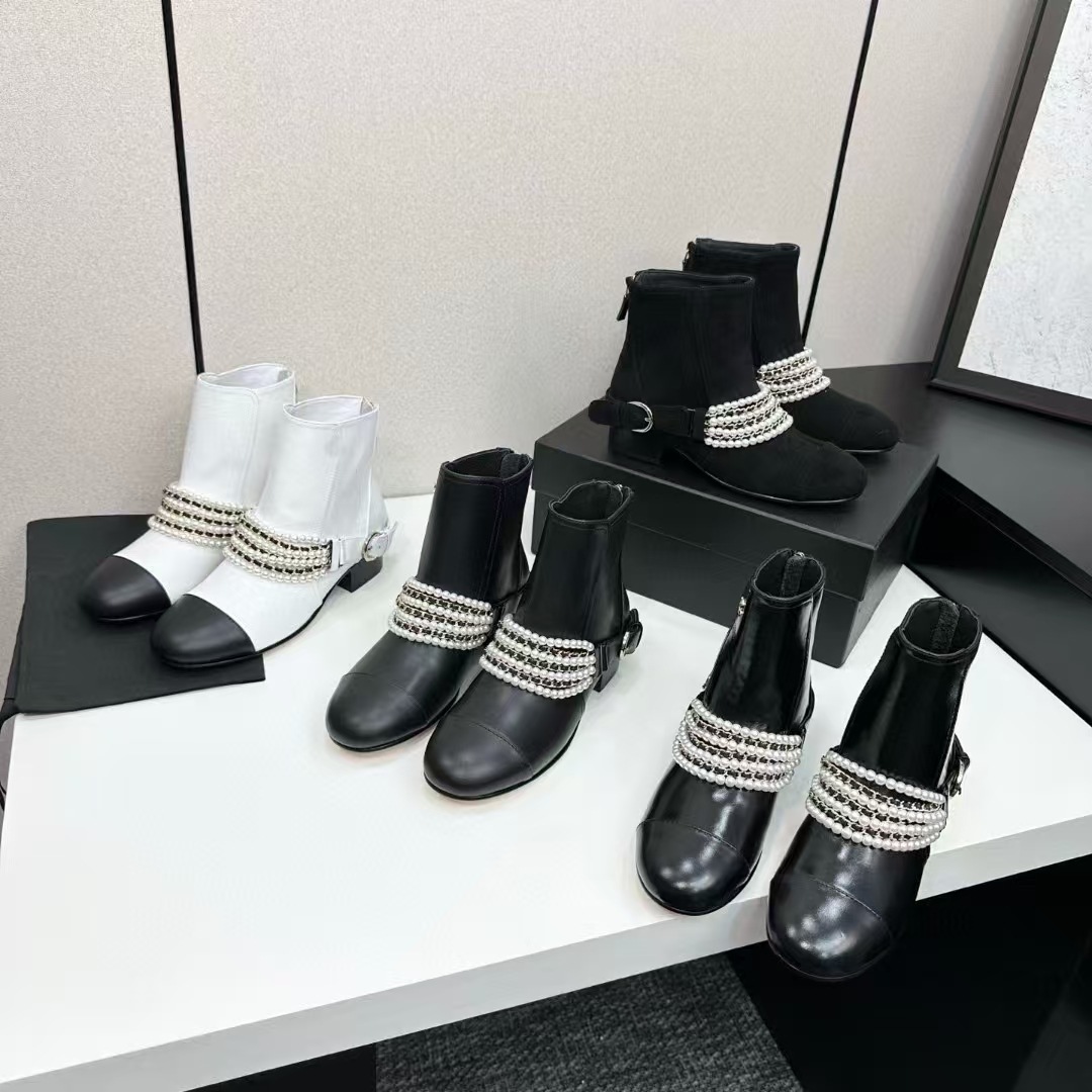 高端品质2025新款珍珠链条粗跟短靴女真皮马丁靴百搭显瘦时装靴