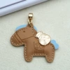 Not oily brown color horse + golden tweet