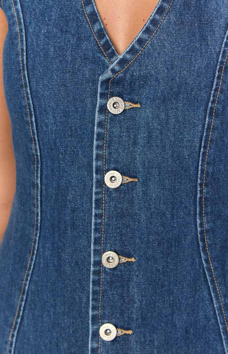 Retro dames spijkerjurk met strikceintuur en knoopsluiting_voghion.com
