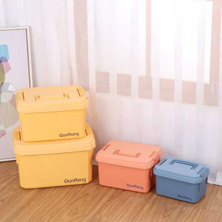 Handheld plastic square transparent storage box