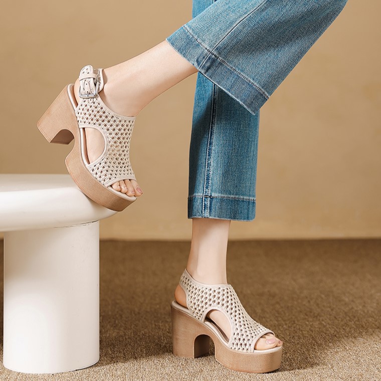 Sandal cao gót nữ mũi hở lưới xuyên thấu, đế xuồng dày, gót thô, phong cách La Mã — màu trắng ngà, màu mơ