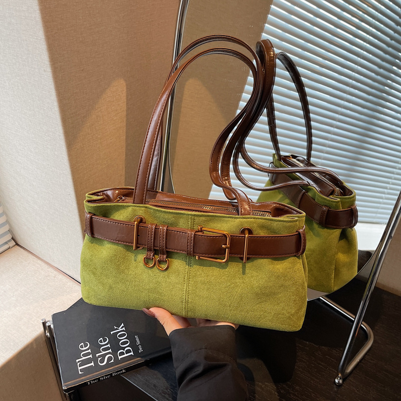 Nicho de moda bolso de viaje para mujeres 2025 nuevo retro mate bolso de hombro brazo bolso de mano casual versátil