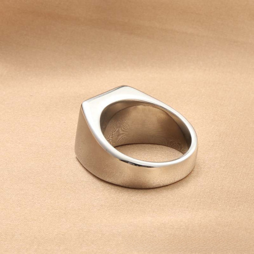 Eurasian Style Titanium Steel Black Glass Ring Retro Trend Men's Punk Stainless Steel Black Gemstone Square Ring 280102