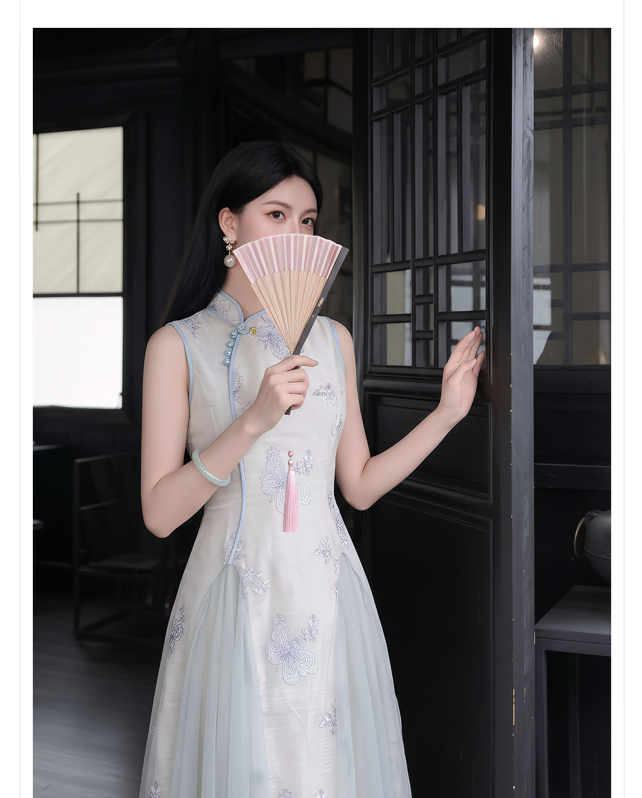 Đầm maxi nữ thắt eo kiểu sườn xám cách tân không tay dáng dài — màu xanh nhạt chi tiết 2