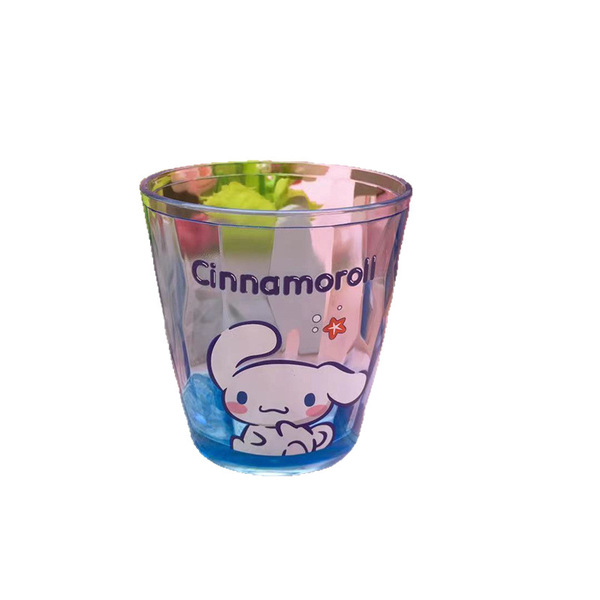 Cartoon acrylic plastic cute mouthwash