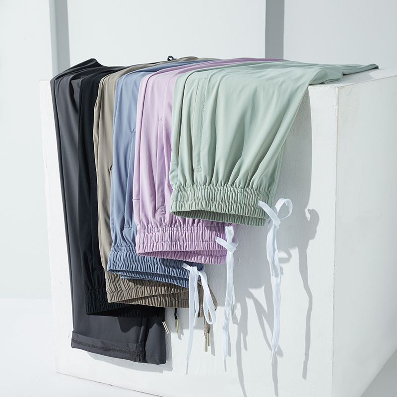 [Nylon] Summer Couple Ice Silk Pants, Lightweight, Breathable, Sports, No-Iron, Casual Stretch Pants, Quick-Drying Air-Conditioned Pants