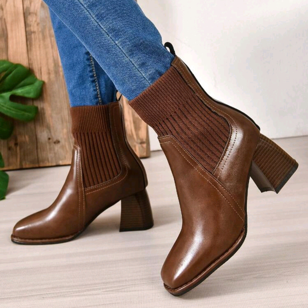 Botas cortas de invierno de 2025 nuevas botas elásticas de tacones altos cuadrados de tejido de costura volante tamaño 41 - 42