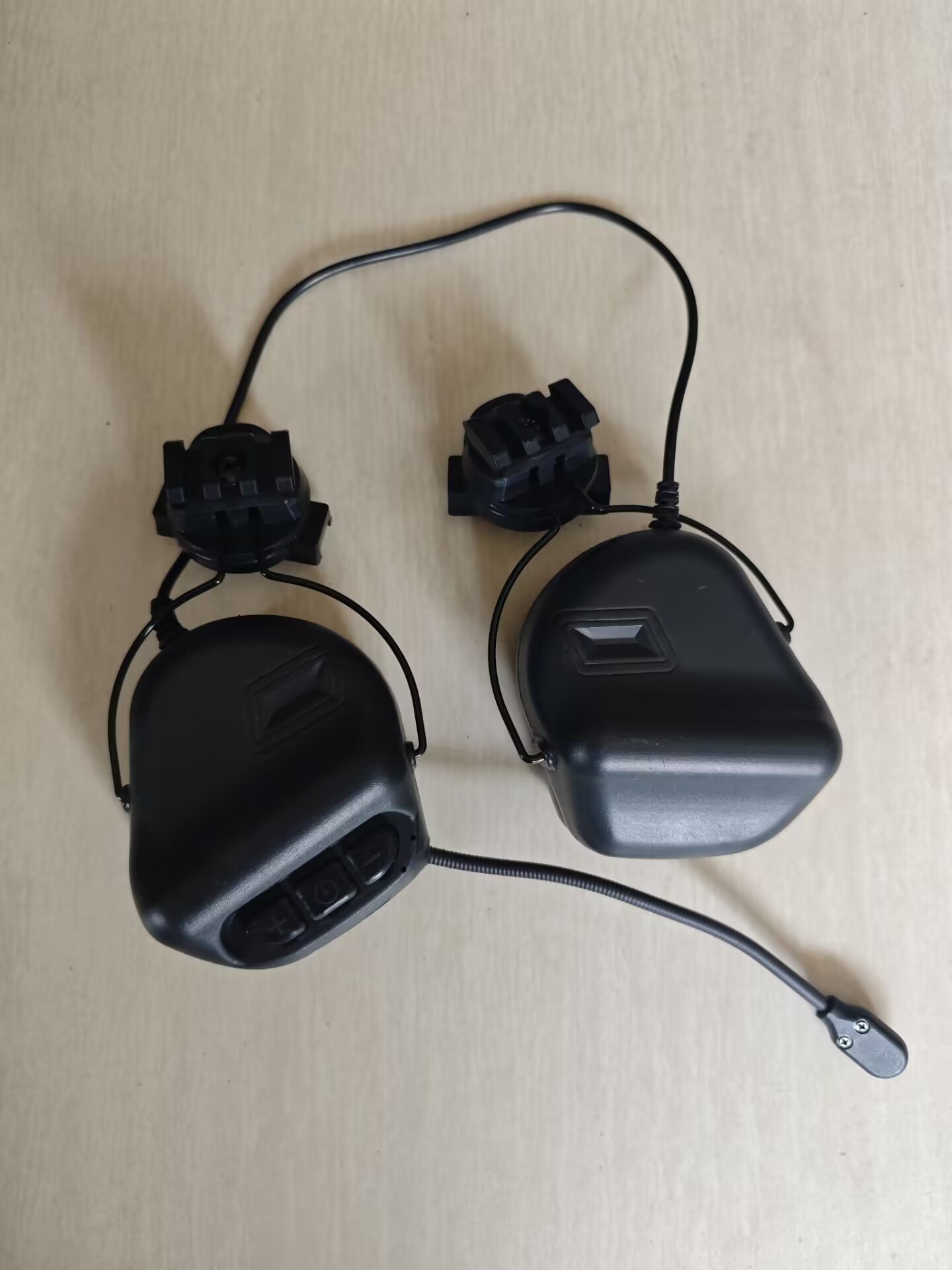 Auriculares Tácticos de Reducción de Ruido con Bluetooth de Nailon y Metal para Casco