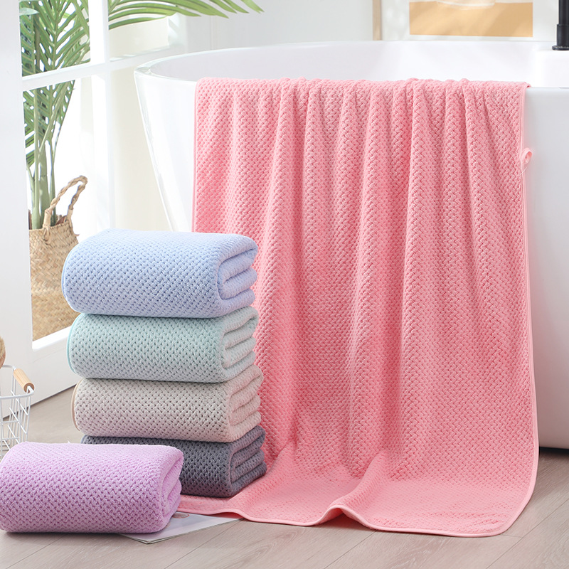 Flauschiges Badetuch Aus Korallenvlies Mit Ananasmuster Unisex_voghion.com