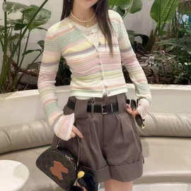 2026春季新款女装百搭V领彩条纹长袖短款针织衫开衫上衣女3K1YE39