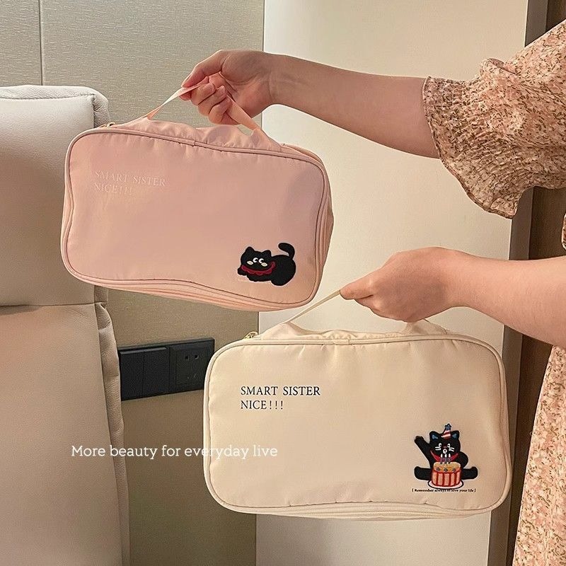 Underwear, Socks, and Cosmetics Storage Bag, Three-In-One Portable Travel Organizer, Portable Cosmetic Packaging Bag