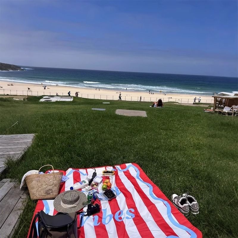 Beachside picnic cojín de piso al aire libre alojamiento de picnic a prueba de humedad alojamiento portátil tela de oxford gruesa almohadilla de playa comercio exterior