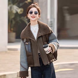仿羊羔毛大翻领牛仔拼接羽绒服女2025冬新款洋气宽松保暖爆版外套