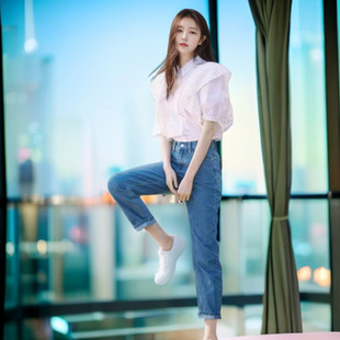 �ļ���Ʒ����ͬ���ɫ�̽����~߅�U���r��Ů��͹��{ɫţ��ѝ���b