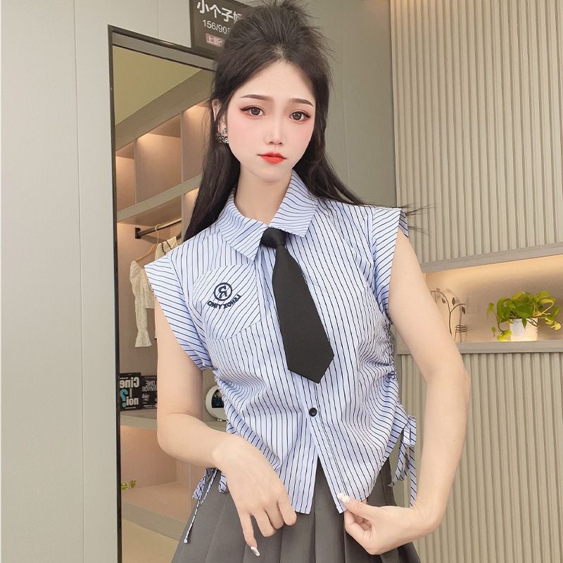 College Style Retro Embroidered Badge Striped Sleeveless Shirt Women's Summer 2023 New Style Western Style Loose Drawstring Top