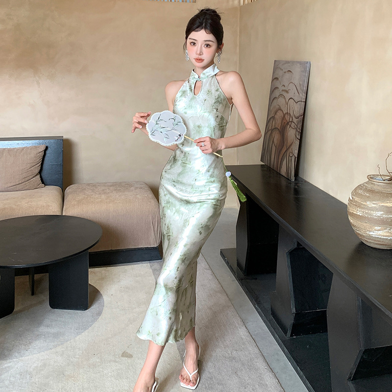 Retro Sexy New Chinese Style Improved Satin Cheongsam Dress Women's 2024 Summer New National Style Slim Fit Long Dress