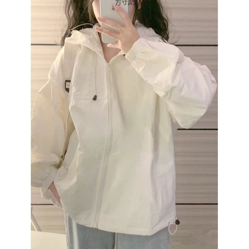 女性のための日焼け止め服 2025 新しい夏ルーズで多用途な抗 UV 薄い屋外フード付き日焼け止め服ジャケットトレンディ|undefined