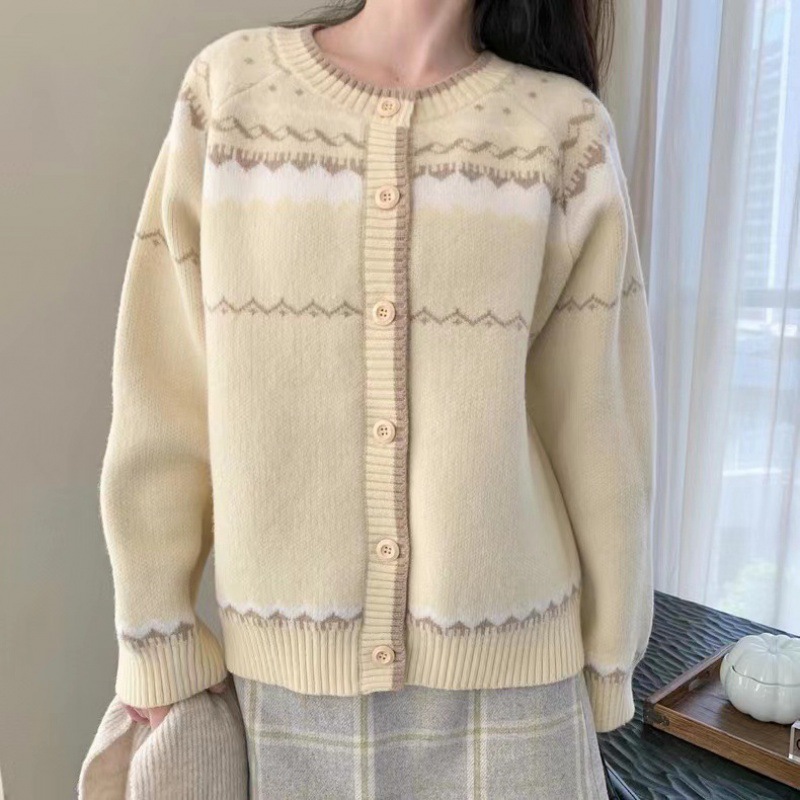 2024 Autumn and Winter New Striped Single-breasted Knitted Cardigan Jacket Korean Style Contrast Color Small Fragrance Raglan Sleeve Sweater for Women