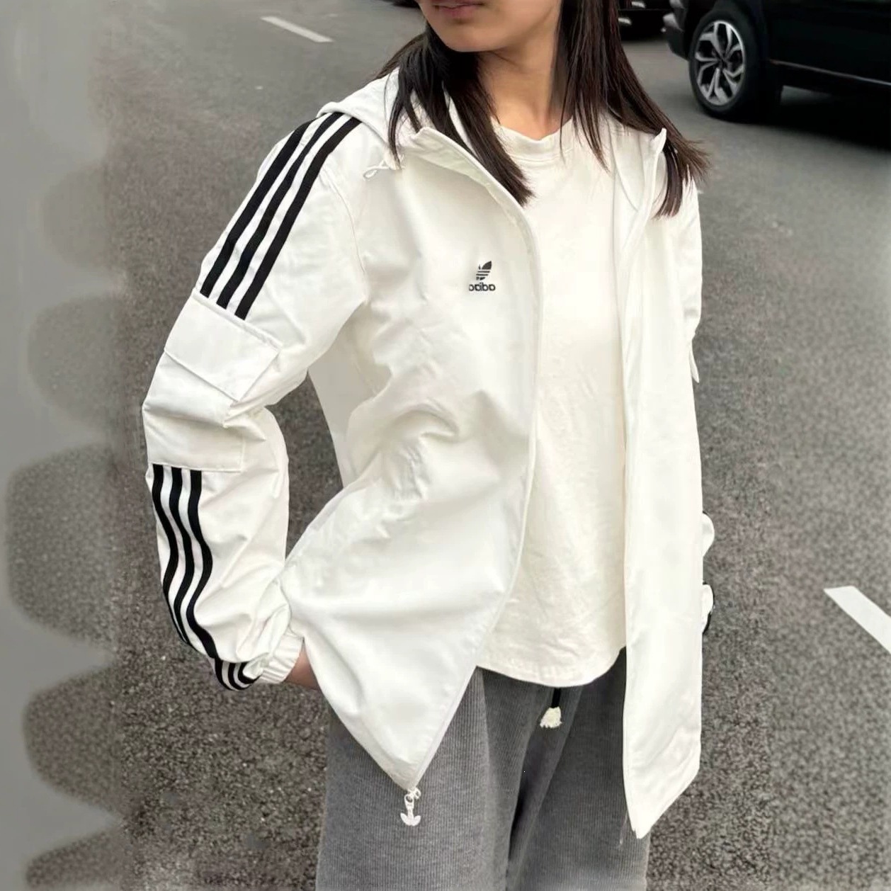 Cross-border design trendy jacket for men and women, fashionable casual three-stripe hooded top, other European and American styles