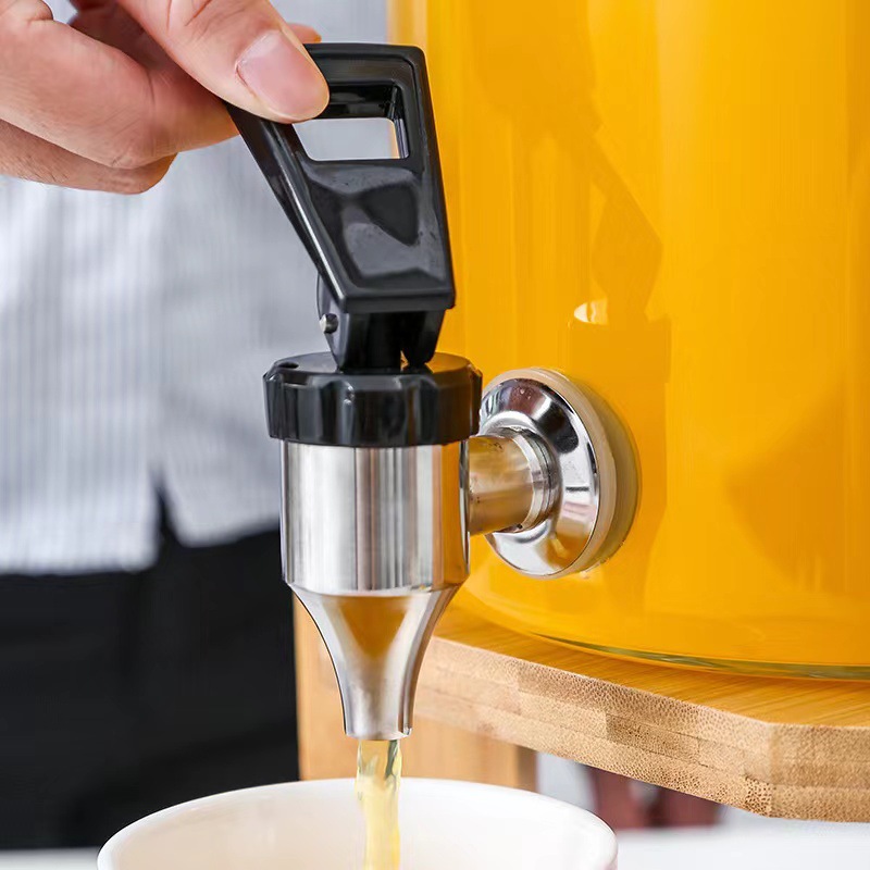 Fábrica al por mayor de borosilicato barril de vino de vidrio nórdico simple sellado con válvula de agua jugo beber barril botella de vidrio grande