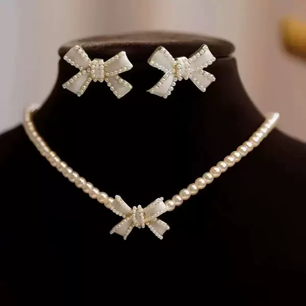 Hot-Selling Fashionable and Simple Pearl Necklace, Super Fairy Lady Style Earring Set, Women's Dinner Party Wedding Dress Jewelry Set