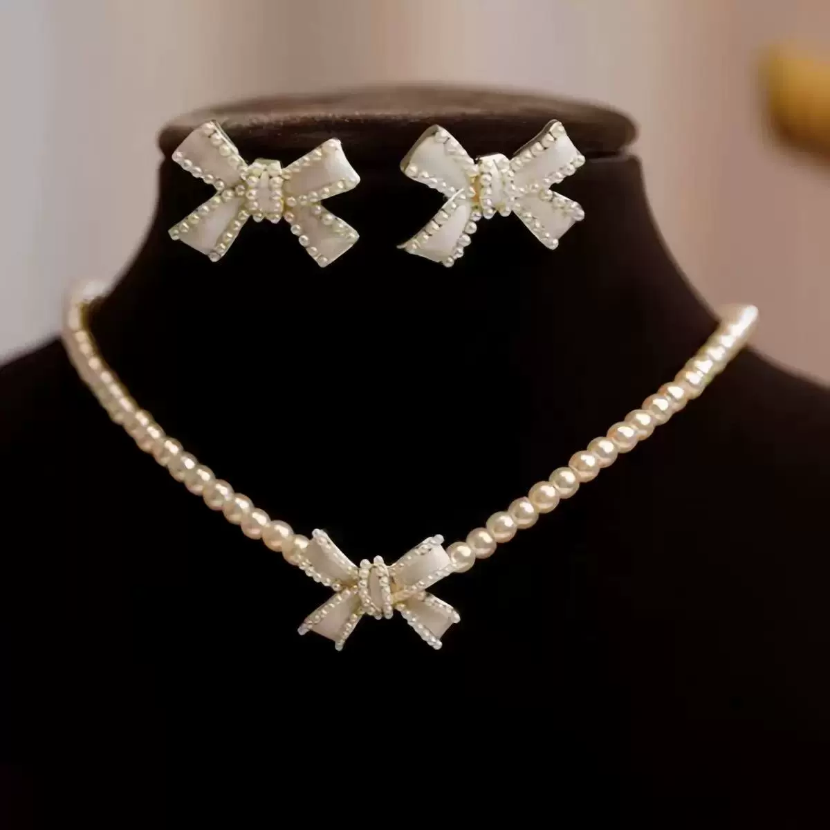 热销时尚简约珍珠项链超仙名媛风耳钉套装女晚宴婚纱礼服首饰套装