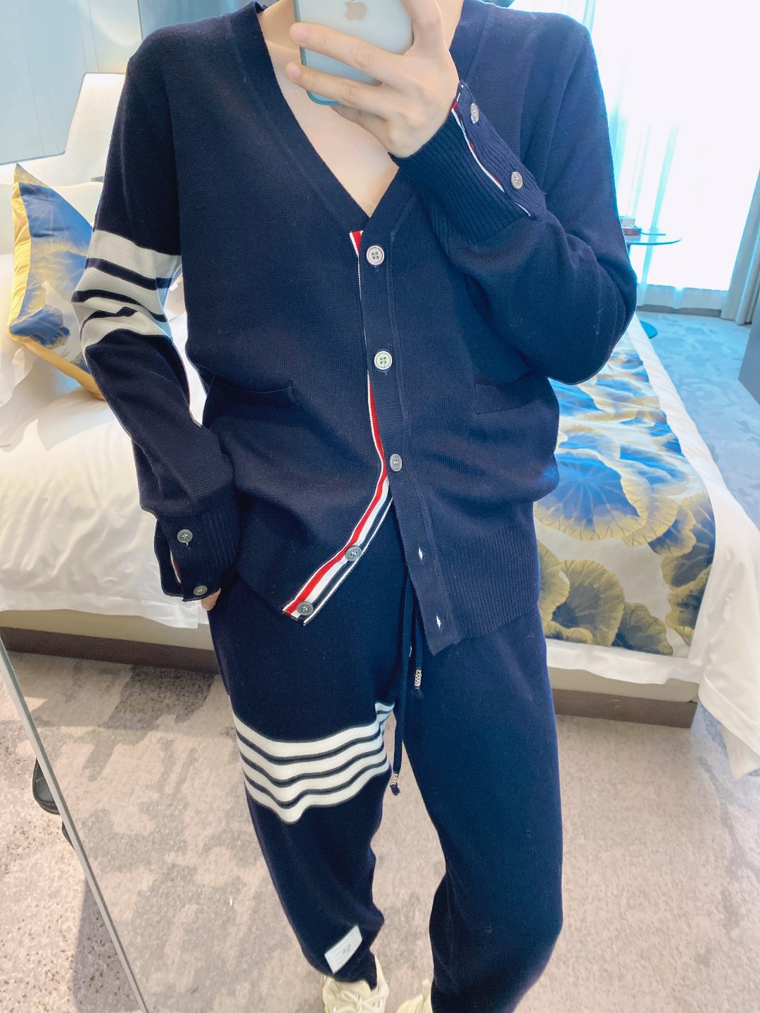 o_1faka0oq01tov1mc1gvm1tfj2b41