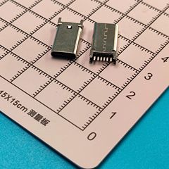 垂直プラグ TYPE-C16P17.5 メスソケット 4 ピンプラグ TYPE-C ストレートプラグ H17.5 メスソケット エネルギー貯蔵急速充電接続
