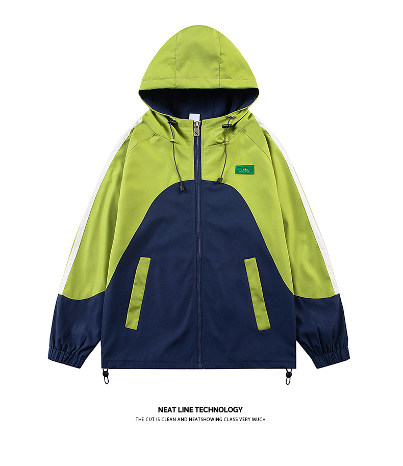 Giacca uomo outdoor stile montagna a contrasto con cappuccio_voghion.com