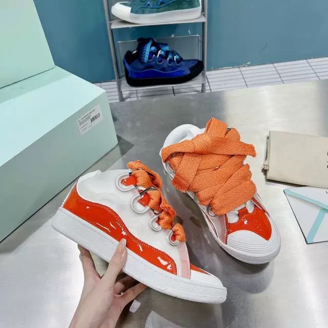 Orange red