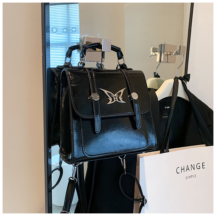 2023 Nuova borsa da donna di vendita calda Farfalla Hardware in metallo bianco Zaino a tracolla singola Borsa da donna Spicy Girl Millennium 2KY_voghion.com