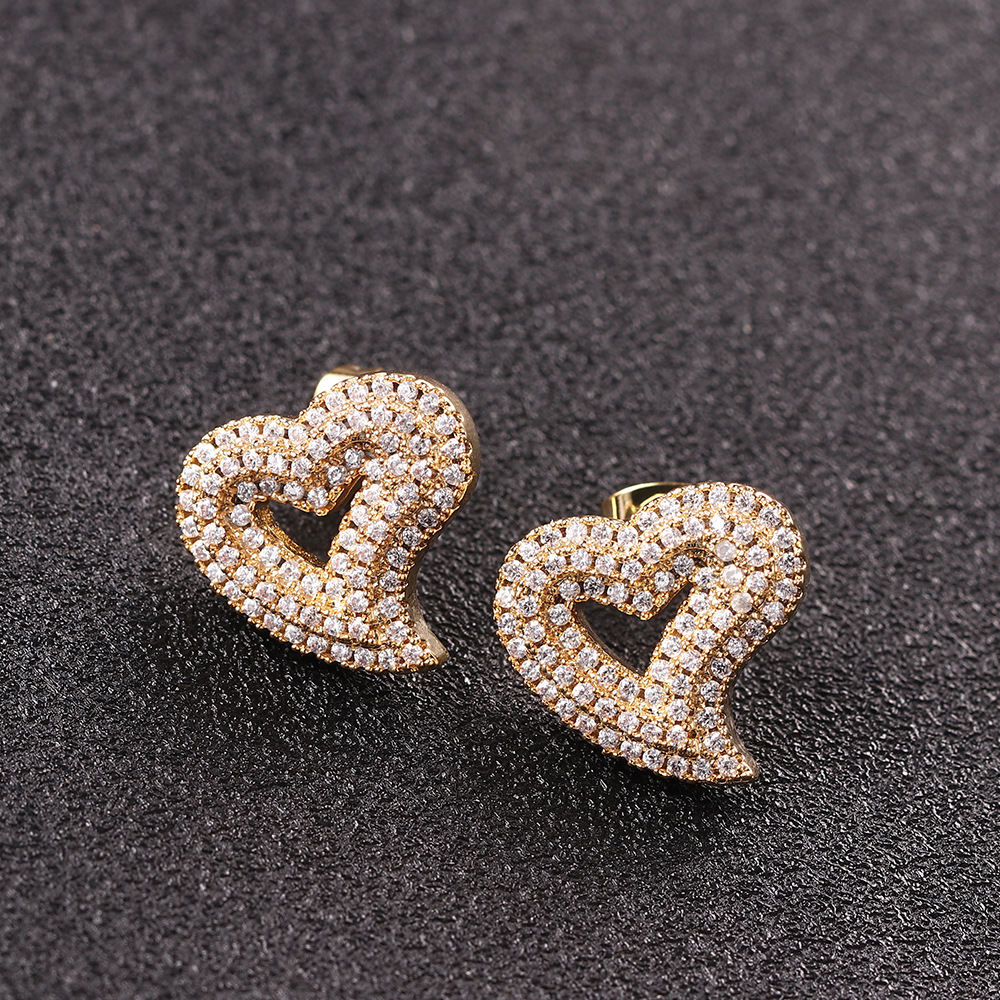Hip-Hop Heart Shape Copper Plating Zircon Ear Studs 1 Pair