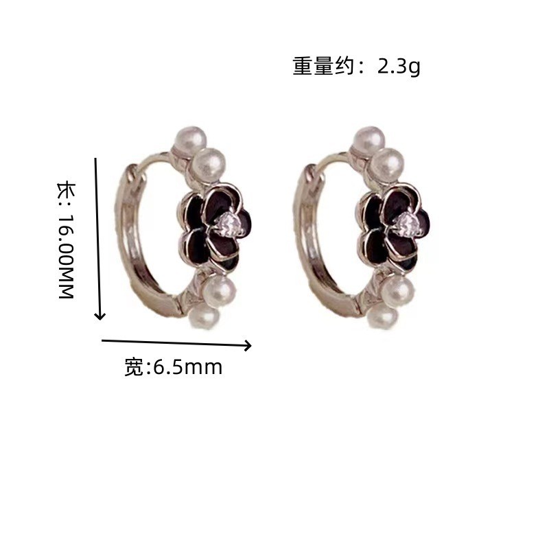 Mori Sweet Simple Temperament Camellia Pearl Ear Buckle High Sense Gentle Cute Fashion Niche Design Earrings detail image 7