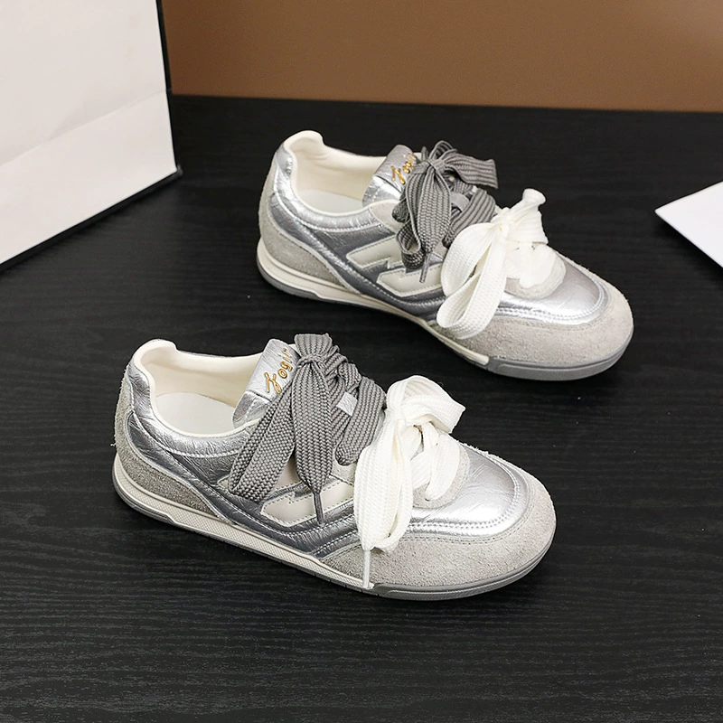 Кроссовки из натуральной кожи для женщин, весна-осень 2025, серебристые повседневные кроссовки, мягкая подошва, не утомляющие ноги, модные, удобные.