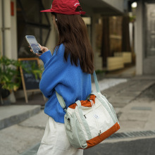 �羳���Q���e�Lײɫ�������μ���r�аٴ�M�@�S�Գ����Іμ米��