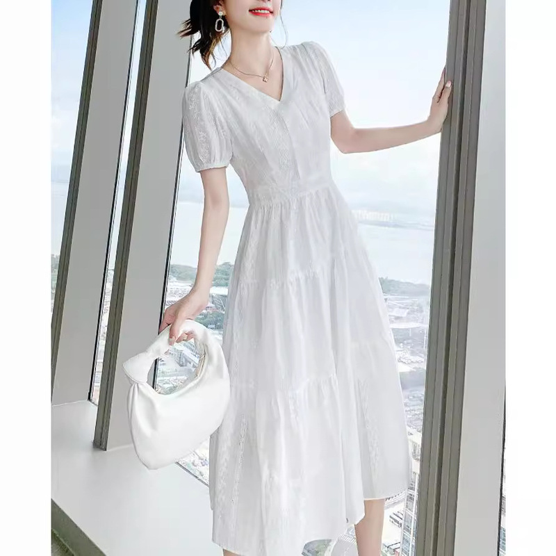 French-style Niche Ladies White Long Dress Women's Summer New Elegant V-neck Slim-fit Slimming Fairy Dress
