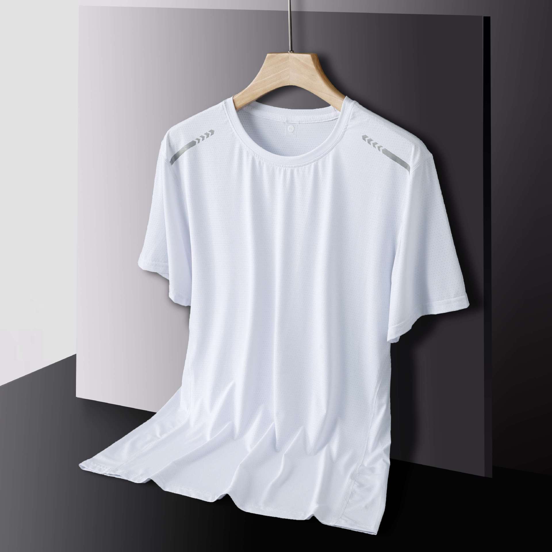 Sports T-shirt men's quick-drying clothe...