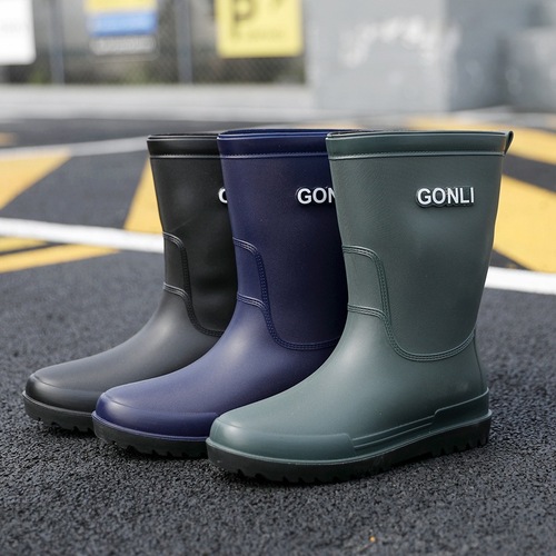 men's rain boots, non-slip, waterproof, mid-calf, fashionable water shoes, trendy four-season fishing Korean style work rain boots