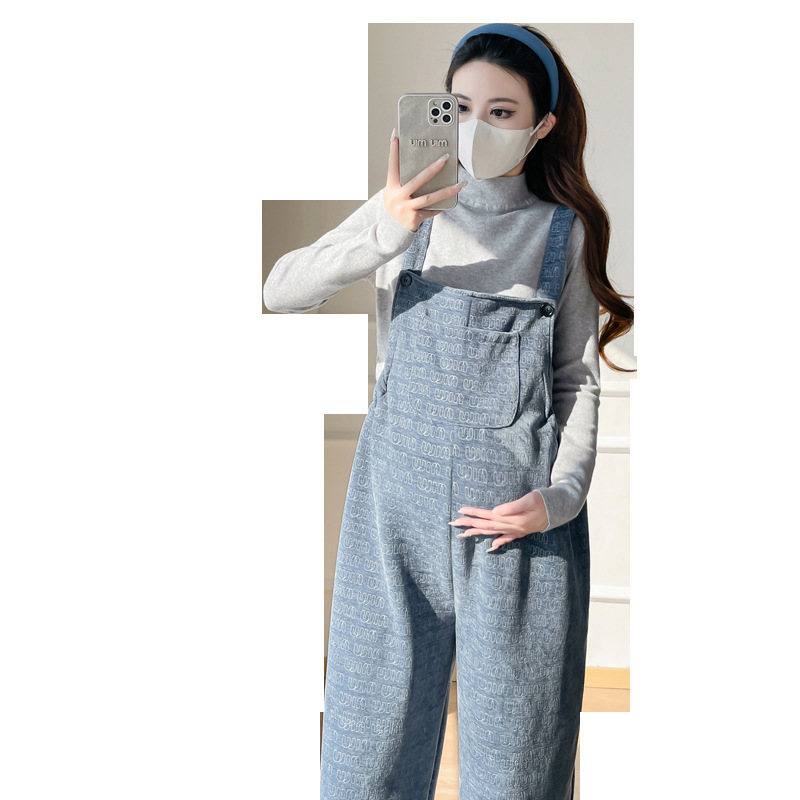 孕妇装秋冬加绒背带裤套装2025新款休闲时尚宽松网红款潮妈两件套|undefined