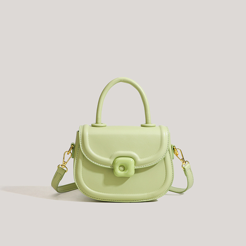 Cross-border niche design bag 2025 new spring and summer one-shoulder handbag Internet celebrity crossbody small square bag wholesale