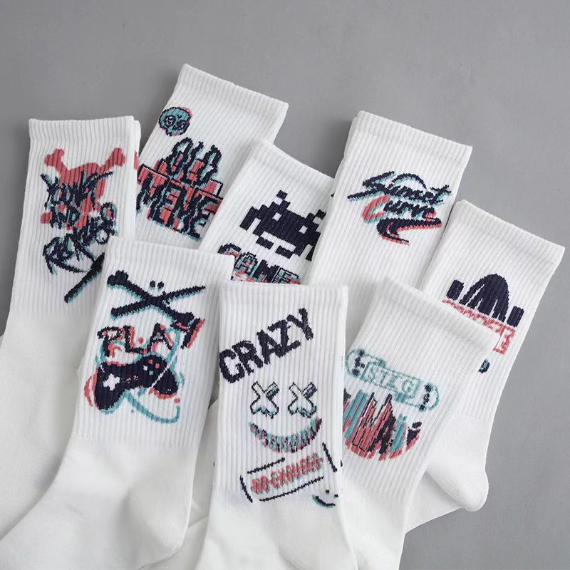 Calcetines de mujer Primavera y otoño Calcetines de media pierna de moda versátil estilo punk casual que absorbe el sudor baloncesto de la calle Deportes medias de los hombres