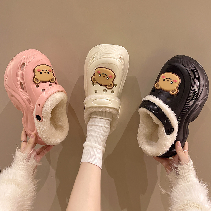 Winter Super Thick fleece-lined Thick-soled Women's High Heel Cotton Hole Shoes Cartoon Indoor and Outdoor Two-wear Slip-on Cotton Slippers Winter Super Thick fleece-lined Thick-soled Women's High Heel Cotton Hole Shoes Cartoon Indoor and Outdoor Two-wear Slip-on Cotton Slippers
