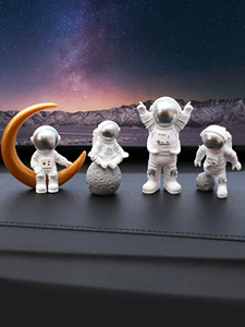 Avtomobil bəzəkləri astronavt, mərkəzi konsol və dam paneli üçün aksesuarlar