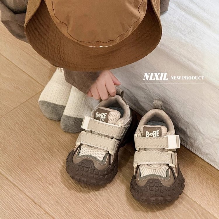Zapatos deportivos para niños 2024 otoño nuevos zapatos casuales para niños zapatos de correr de suela suave zapatos de malla transpirables zapatos de papá
