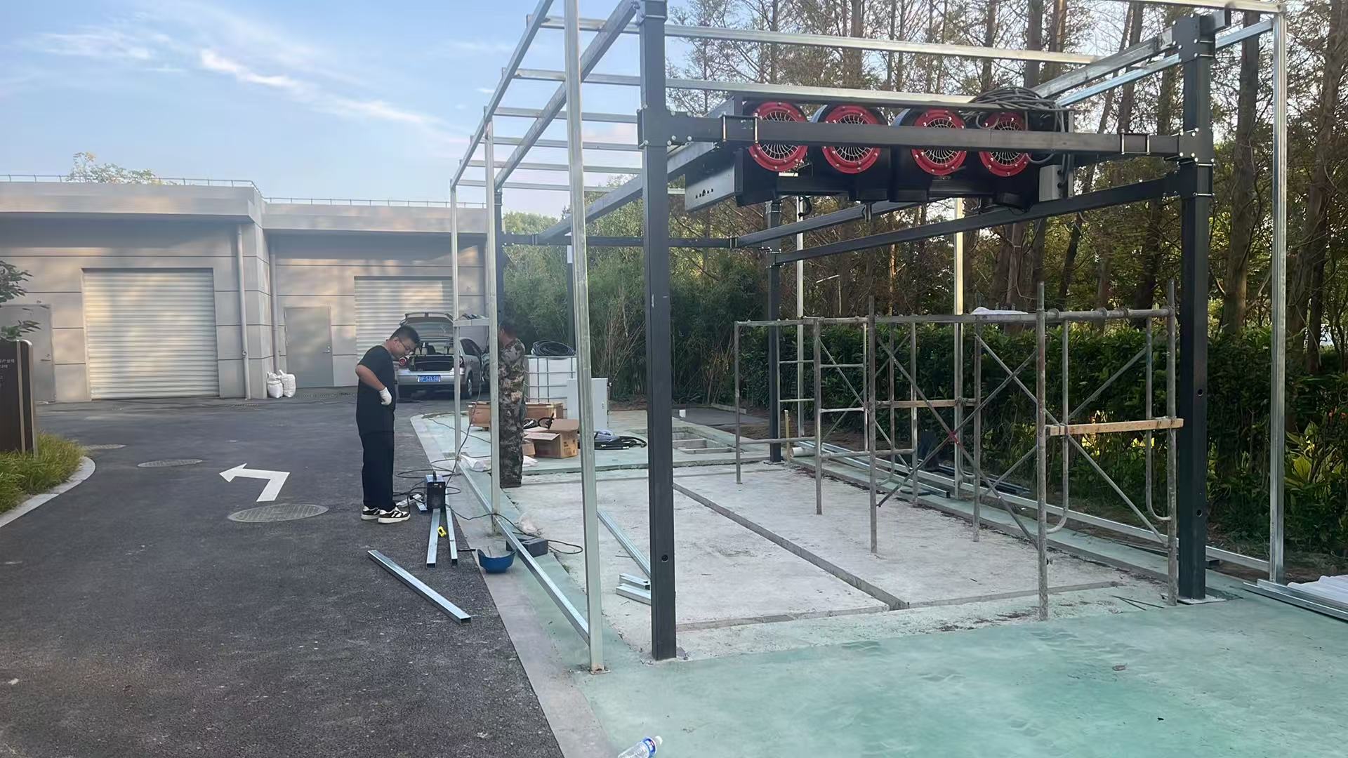 Shanghai Fengwang Fully Automatic Car Wash Machine, Contactless, 24-Hour Unattended, Voltage 220V, for Commercial Use in Saudi Arabia