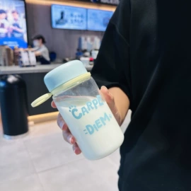 塑料杯;暖贴、暖宝宝;太空杯