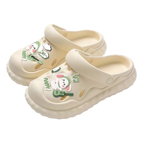 New High-Quality, Comfortable, and Stylish Holes Shoes for Women, Summer Outdoor Wear, Fashionable Non-Slip Beach Slippers for Women