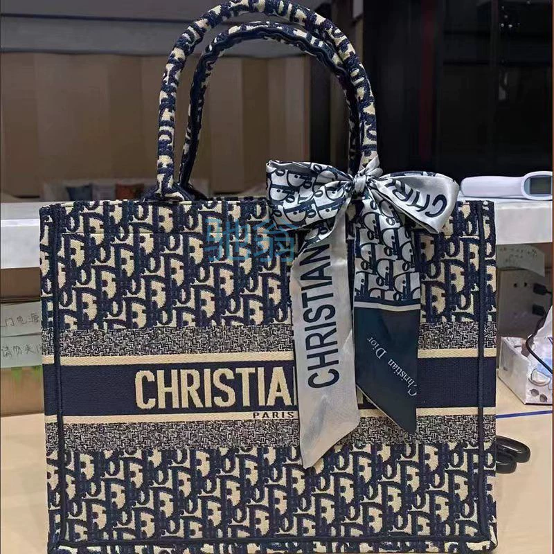 paa2024 новая трехмерная классическая сумка-шоппер с вышивкой букв и различными узорами, вместительная сумка-саквояж для покупок оптом