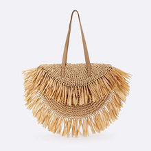 一件代发新款流苏翻盖编织包日常休闲百搭海边度假简约女士包